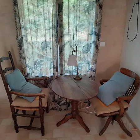 Les Loges De Yoff Ambon